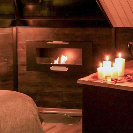 Holiday Home Samruam B Aurora Cabin By Interhome Сала Екстериор снимка