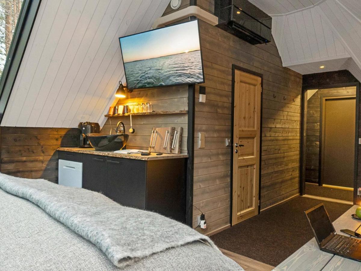 Holiday Home Samruam B Aurora Cabin By Interhome Сала Екстериор снимка